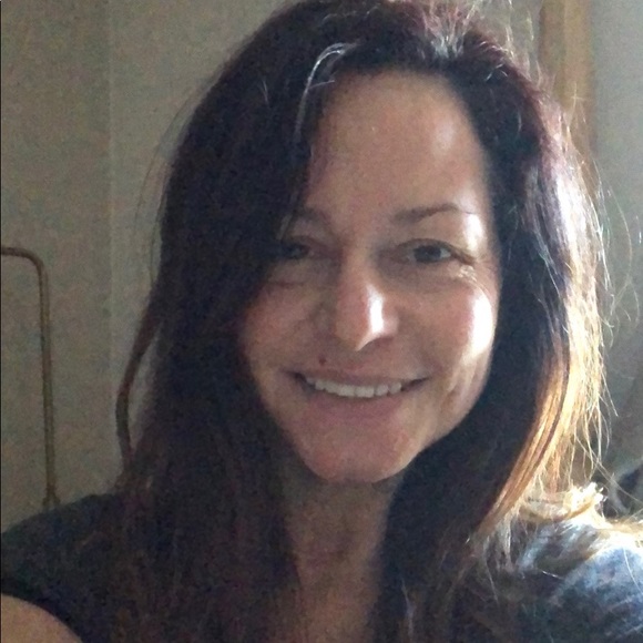 Meet your Posher, Shannon - Picture 1 of 1